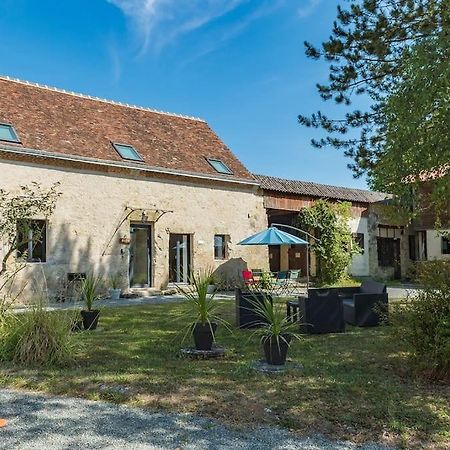 Gîte du Domaine du Ch'Val Perché Montgaudry Extérieur photo